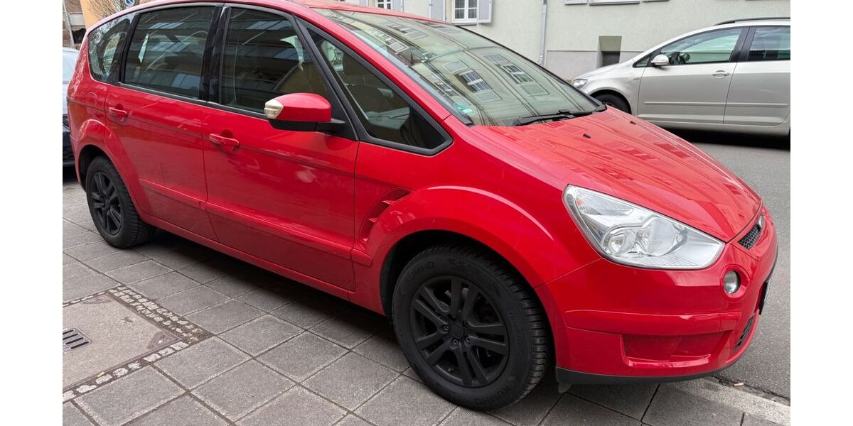 Ford S-Max 189.000 km 3.900 &euro; Nürnberg 90482