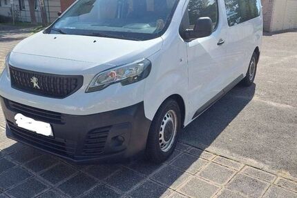 Peugeot Traveller 74.000 km 18.399 &euro; Nürnberg 90471