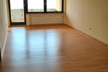 Schöne 3 Zimmer Wohnung, Teil-möbiliert 3 zimmer