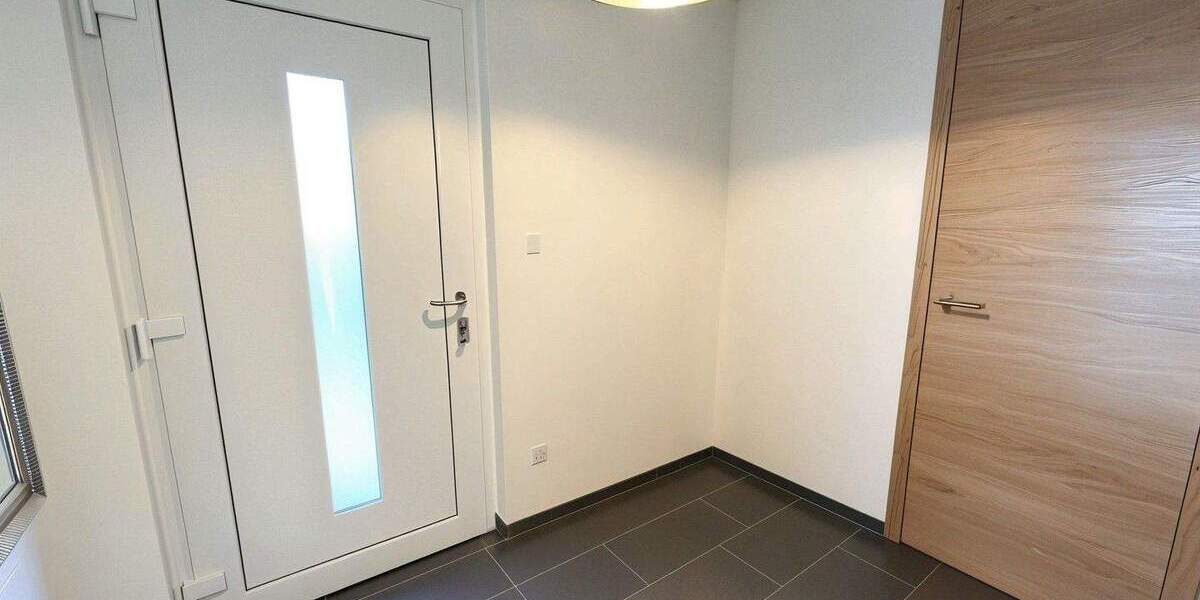 Doppelhaushälfte Erlangen Dechsendorf - 5 Zimmer, 133 m&sup2;, 950.000&euro; | Angebot:25424075