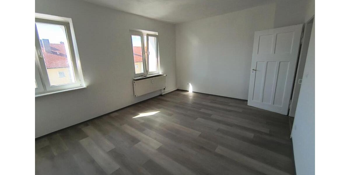 Dachgeschoßwohnung Nürnberg Gaismannshof - 3 Zimmer, 82 m&sup2;, 840&euro; | Angebot:27567210