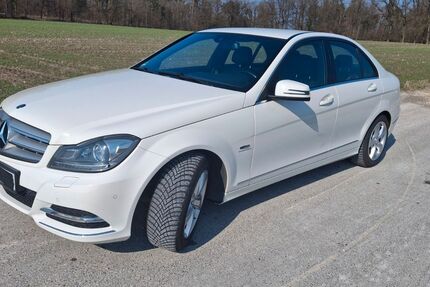 Mercedes-Benz C 200 160.000 km 8.900 &euro; Heßdorf 91093