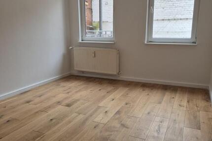 Zentrale charmante 2-Zimmer-Wohnung Balkon Badewanne Gäste-WC 2 zimmer