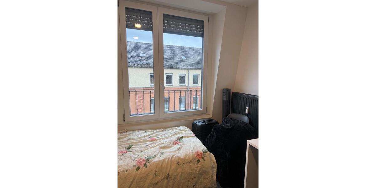 Etagenwohnung Nürnberg Gleißhammer - 20 Zimmer, 20 m&sup2;, 400&euro; | Angebot:27607711