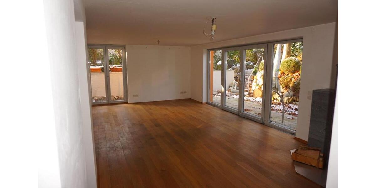 Erdgeschoßwohnung Erlangen Alterlangen - 3.5 Zimmer, 135 m&sup2;, 1.490&euro; | Angebot:26690734