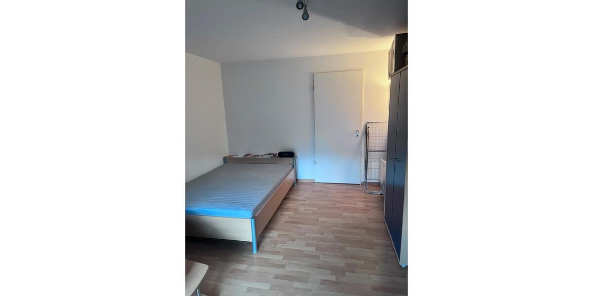 Etagenwohnung Uttenreuth - 1 Zimmer, 27 m&sup2;, 580&euro; | Angebot:27624270