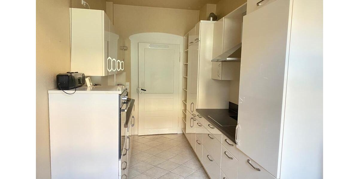 3 Zimmer Jugendstil mit Stuck und Parkett 3 zimmer