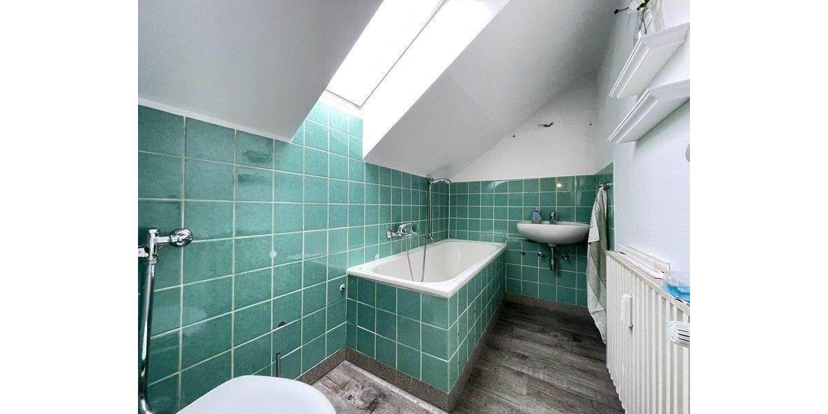 Mehrfamilienhaus, Wohnhaus Nürnberg Falkenheim - 7 Zimmer, 136 m&sup2;, 538.000&euro; | Angebot:23465019