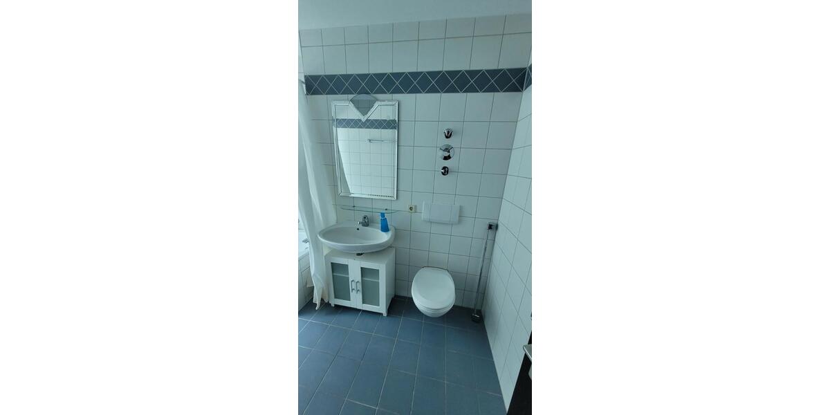Dachgeschoßwohnung Nürnberg Erlenstegen - 2 Zimmer, 45 m&sup2;, 530&euro; | Angebot:26391726