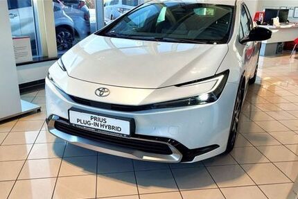 Toyota Prius 3.037 km 39.900 € Hilpoltstein 91161
