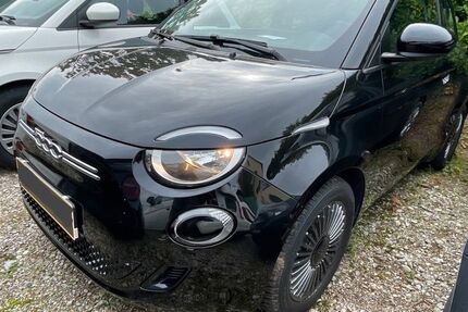 Fiat 500e 30.600 km 14.990 € Schwabach 91126