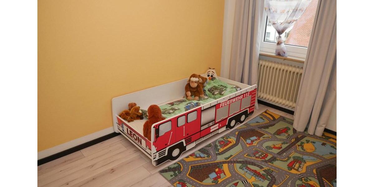 Reihenhaus Hersbruck - 5 Zimmer, 130 m&sup2;, 2.000&euro; | Angebot:27614381