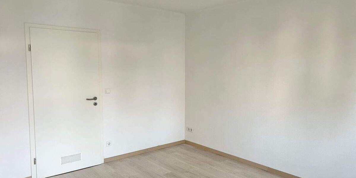 Etagenwohnung Nürnberg Laufamholz - 3 Zimmer, 68 m&sup2;, 790&euro; | Angebot:25797807