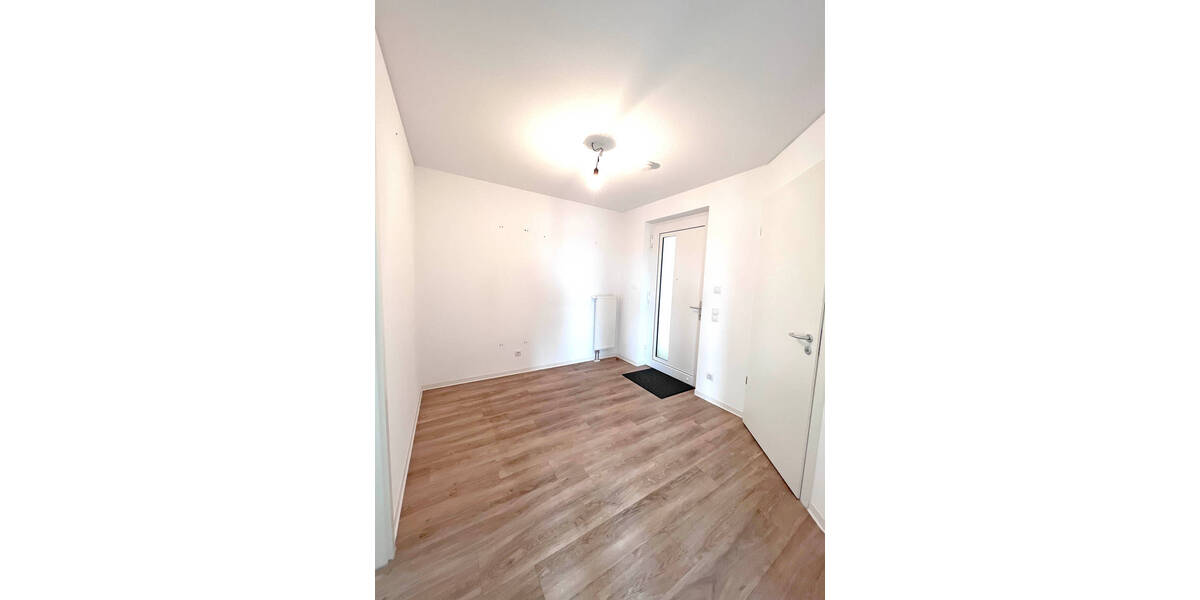 Etagenwohnung Nürnberg Steinbühl - 2 Zimmer, 71 m&sup2;, 940&euro; | Angebot:26583844