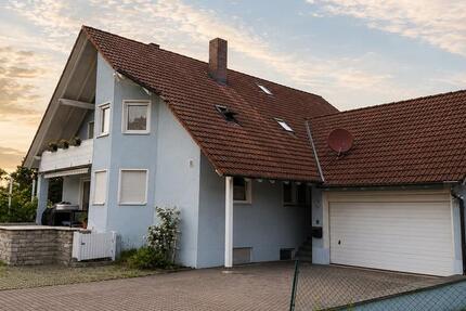 Haus Burgthann - 9 Zimmer, 245 m&sup2;, 850.000&euro; | Angebot:26933584