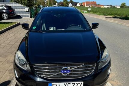 Volvo XC60 145.000 km 18.700 € Fürth 90766