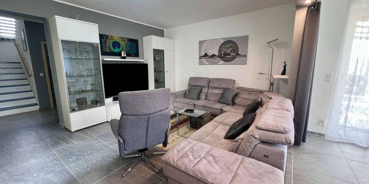 Einfamilienhaus Roth - 8 Zimmer, 237 m&sup2;, 849.000&euro; | Angebot:26627746