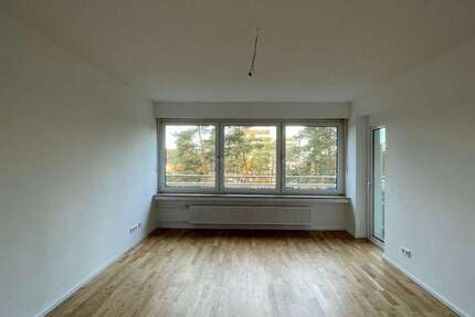 Wohnung zum Mieten in Erlangen 802,16 € 82.02 m² 3 zimmer