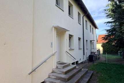 Haus zum Kaufen in Feucht 530.000 € 211 m² 8 zimmer