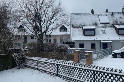 Fully Furnished Room Available With City registration 1 zimmer