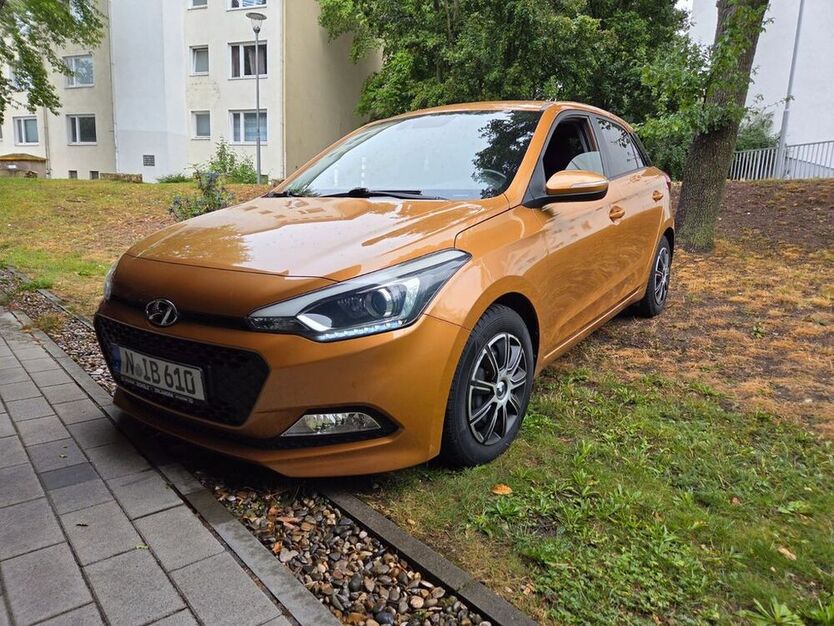 i20