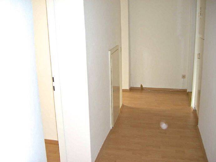 Etagenwohnung Nürnberg Maxfeld - 3 Zimmer, 76 m&sup2;, 698&euro; | Angebot:26453102