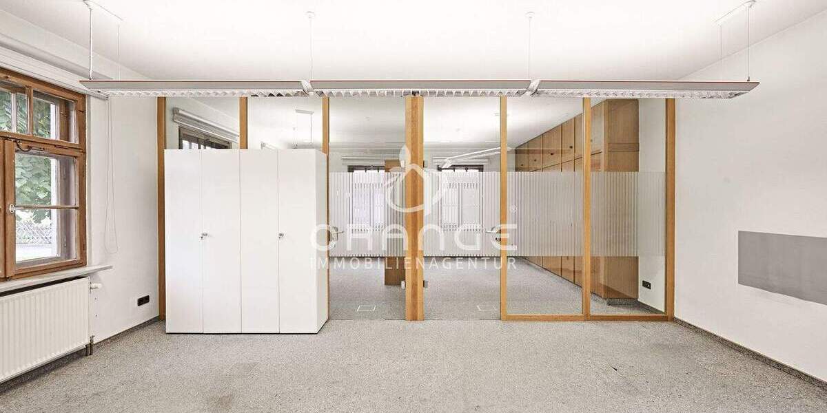 ***Direkt an der B14 - Denkmalgeschütze Gewerbefläche sucht neuen Eigentümer*** zimmer