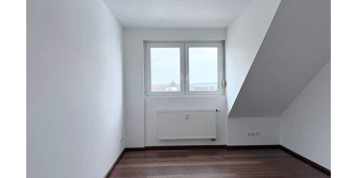 Etagenwohnung Schwabach Nasbach - 3 Zimmer, 76 m&sup2;, 780&euro; | Angebot:25671106