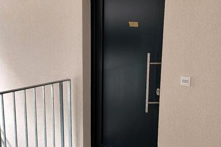 Erstbezug 1-Zimmer Wohnung möbliert Zentrum Strom Internet inkl. 1 zimmer