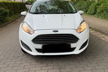 Ford Fiesta 125.000 km 3.500 &euro; fürth 90765