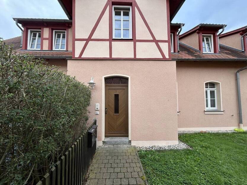 Altbau trifft Ruhe - Gemütliche 3-Zimmer-Wohnung in Röthenbach