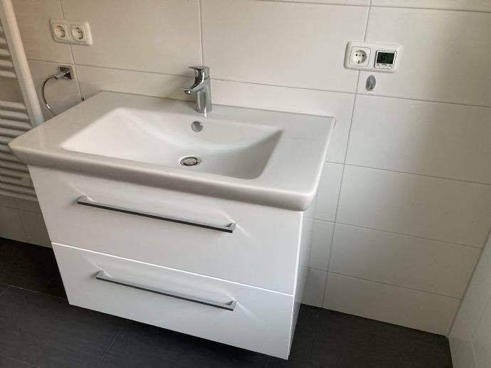Etagenwohnung Erlangen Hüttendorf - 3 Zimmer, 100 m&sup2;, 950&euro; | Angebot:26841804