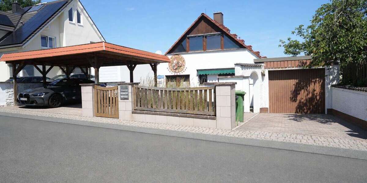Einfamilienhaus Wendelstein - 8 Zimmer, 257 m&sup2;, 525.000&euro; | Angebot:27117642