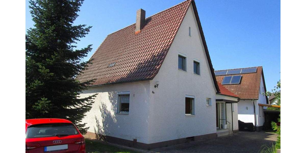 Einfamilienhaus Nürnberg Moorenbrunn - 5 Zimmer, 131 m&sup2;, 420.000&euro; | Angebot:25802239