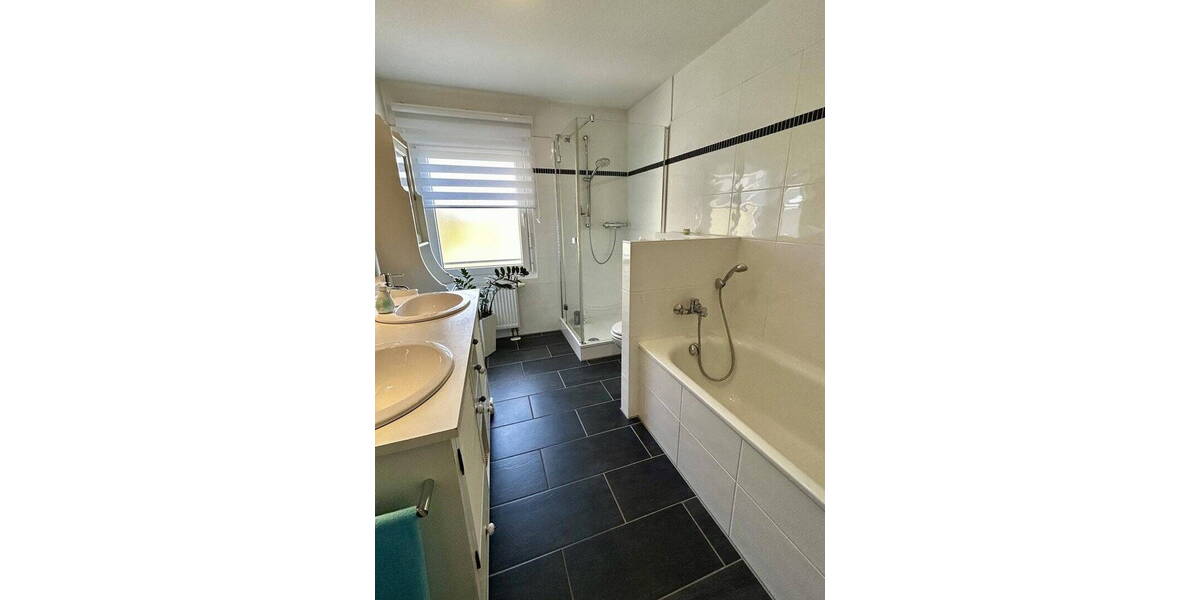 Reihenmittelhaus Nürnberg Herpersdorf - 4 Zimmer, 149 m&sup2;, 649.000&euro; | Angebot:26150689