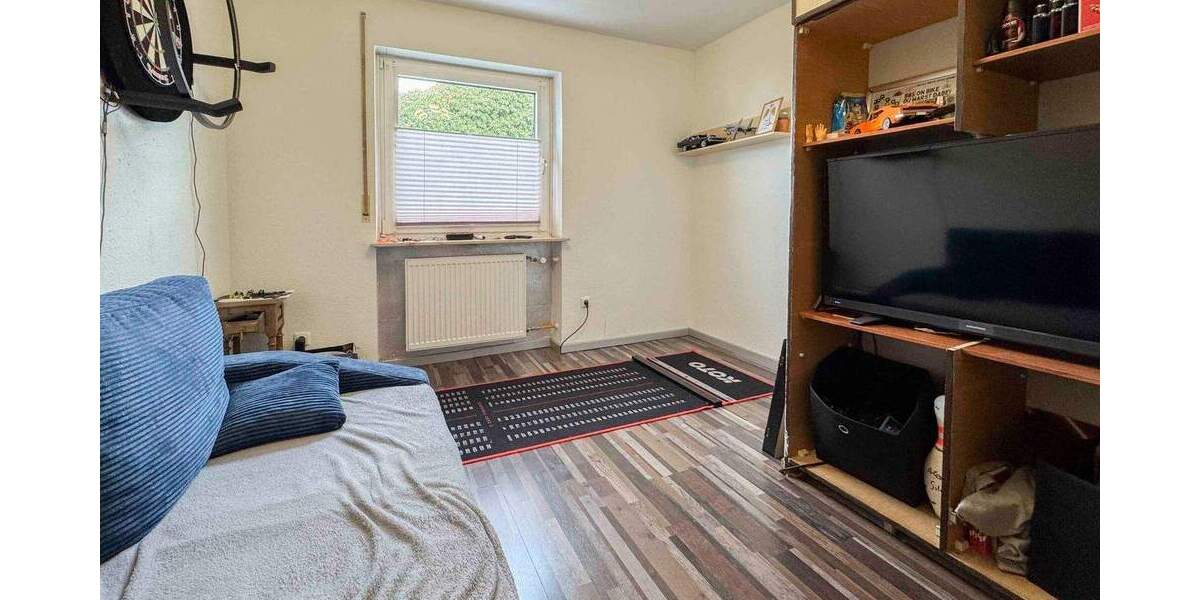 Platz für die ganze Familie - gepflegtes Reihenmittelhaus mit 6 Zimmern 6 zimmer