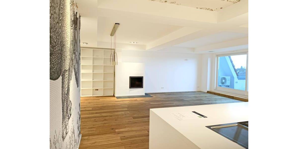 Etagenwohnung Nürnberg Glockenhof - 3 Zimmer, 134 m&sup2;, 2.449&euro; | Angebot:26257773