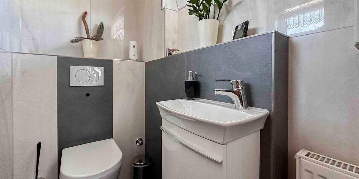 Doppelhaushälfte Nürnberg Schweinau - 8 Zimmer, 179 m&sup2;, 589.000&euro; | Angebot:25718326