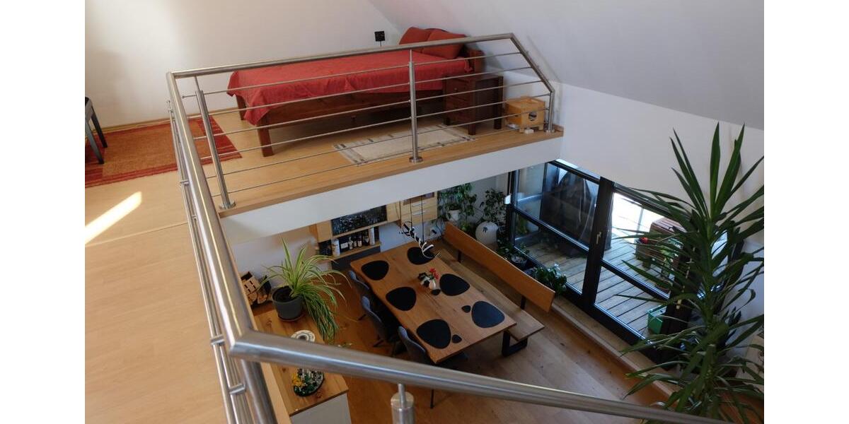 Stilvolle Maisonettewohnung im 4. OG mit Galerie, Balkon & Kamin 3.5 zimmer