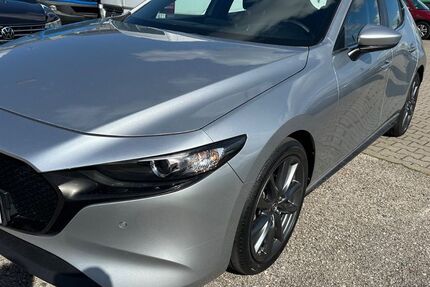 Mazda 3 105.000 km 14.900 &euro; Nürnberg 90439