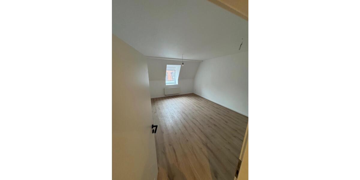 Mädels-WG in Nürnberg-Südstadt – 2 Zimmer frei (möbliert) 01.02 3 zimmer