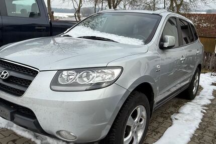 Hyundai SANTA FE 233.000 km 1.800 € Nürnberg 90439