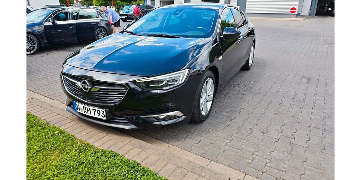 Opel Insignia 220.000 km 9.100 &euro; Nürnberg 90441