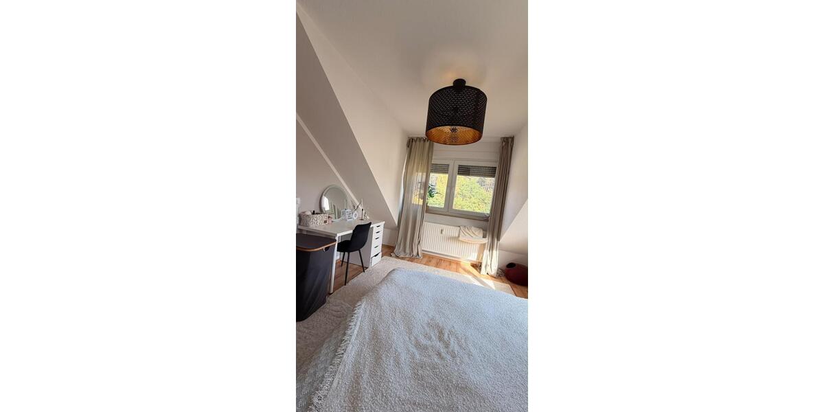 Dachgeschoßwohnung Schwanstetten - 3 Zimmer, 78 m&sup2;, 950&euro; | Angebot:27612347