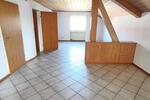 3 Zi. DG Wohnung mit Küche, Gartenmitbenutzung und Stellplatz - Etagenwohnung Weisendorf | Angebot:27651233