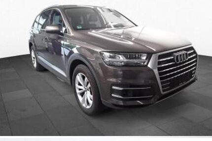 Audi Q7 75.500 km 47.889 € Nürnberg 90411