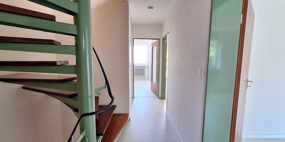 Perfekt für die Familie: Reihenmittelhaus in guter und ruhiger Lage mit Garten und Garage 3 zimmer