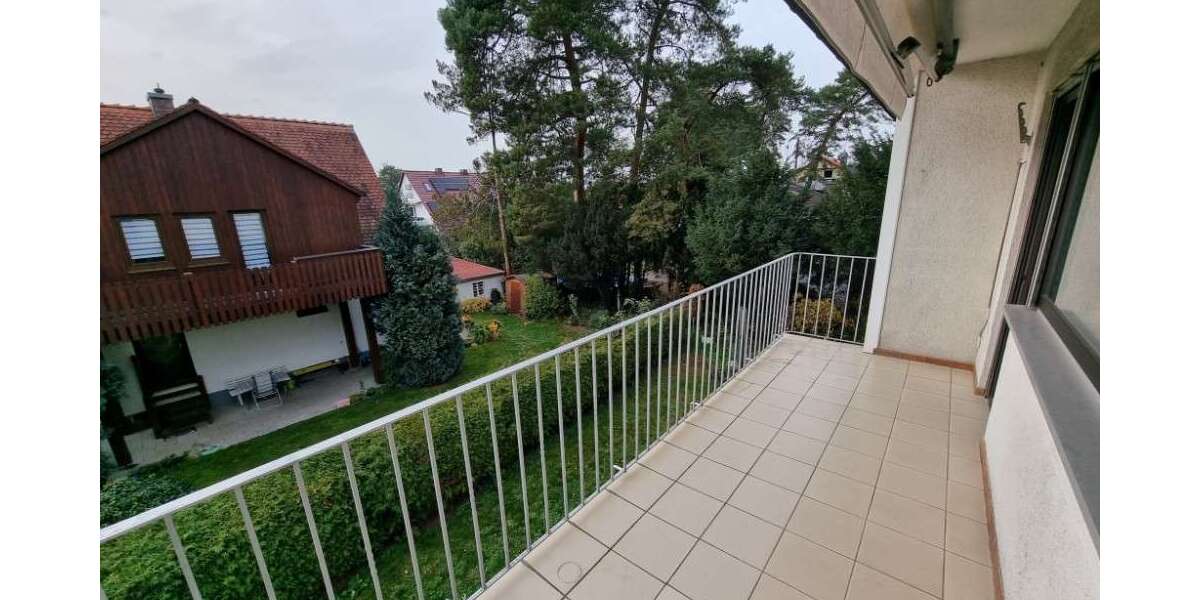 Etagenwohnung Fürth Bislohe - 3 Zimmer, 110 m&sup2;, 1.200&euro; | Angebot:24793339