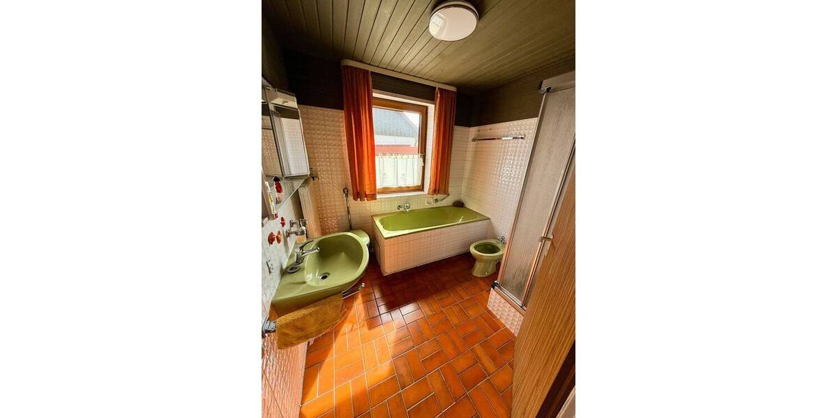 Einfamilienhaus Altdorf bei Nürnberg Röthenbach - 8 Zimmer, 232 m&sup2;, 595.900&euro; | Angebot:26141256