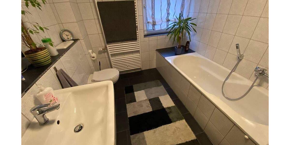 Doppelhaushälfte Burgthann Schwarzenbach - 7 Zimmer, 180 m&sup2;, 459.000&euro; | Angebot:24793965